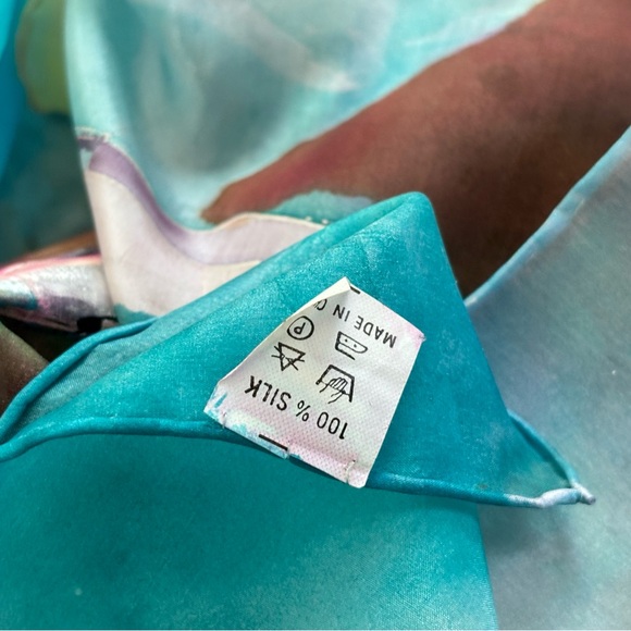 Silk Scarf Hand Made Art To Wear Signed 35 By 69 Inches Horses Dog Victorian - Picture 14 of 14